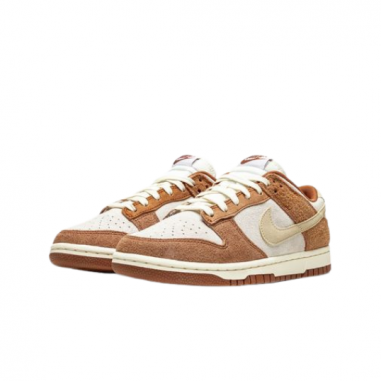 Nike Dunk Low Medium Curry Marrones