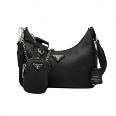Bolso de hombro Prada nylon...