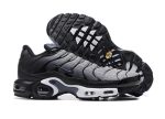 Nike Air Max Plus TN Negras Y Grises - imagen 2