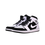 Nike Air Jordan 1 MID Blancas y Negras - imagen 3